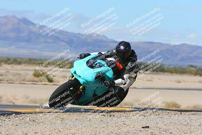 media/Feb-04-2024-SoCal Trackdays (Sun) [[91d6515b1d]]/7-Turn 9 Inside (1140am)/